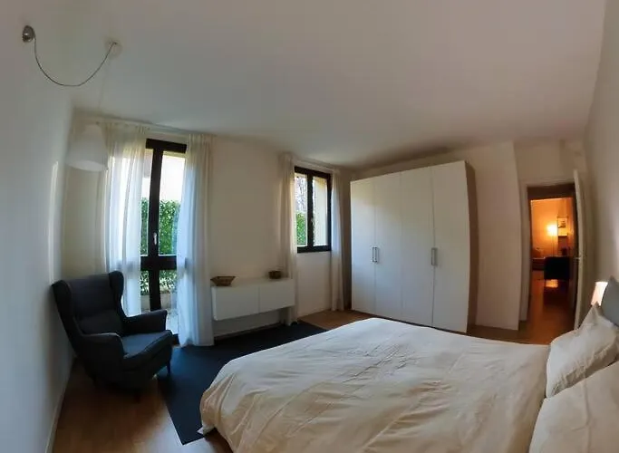 Olmo With Parking アパート *